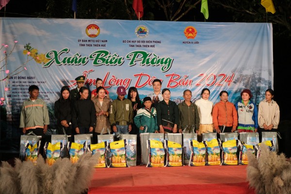 SGH phối hợp với ngân hàng VietinBank - CN Nam Thừa Thiên Huế tổ chức chương trình thiện nguyện “Kết nối yêu thương, sẻ chia tấm lòng” tại huyện vùng cao A Lưới, Tỉnh Thừa Thiên Huế